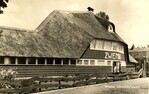Voorkant voormalig zwembad aan de Utrechtseweg in Weesp omstreeks 1959.
<br/>
Jaap Been, 1959